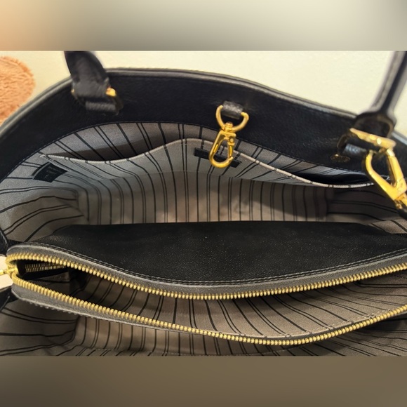 Louis Vuitton Montaigne Handbag Monogram Empreinte Leather GM - Picture 8 of 16